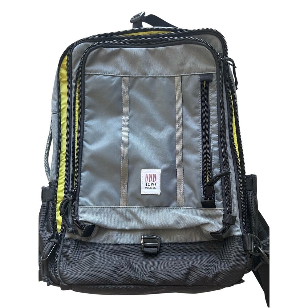 NWOT Topo Designs Travel Bag 30L Gray and Yellow